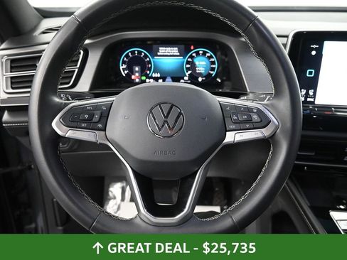 Used 2024 Volkswagen Atlas Cross Sport SE image 35