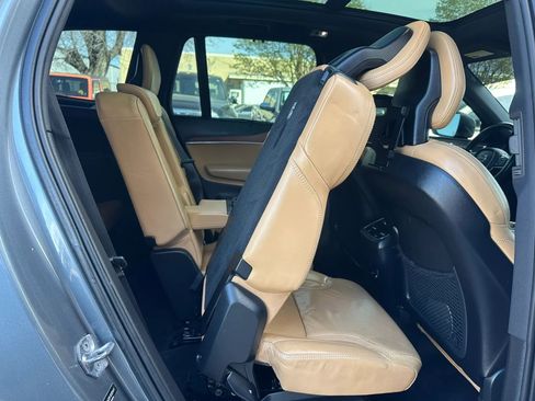 Used 2016 Volvo XC90 T6 Inscription w/ Vision Package AWD/4WD image 24