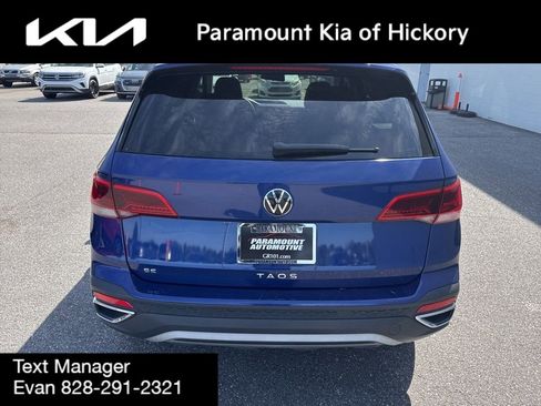 Used 2022 Volkswagen Taos SE FWD image 6