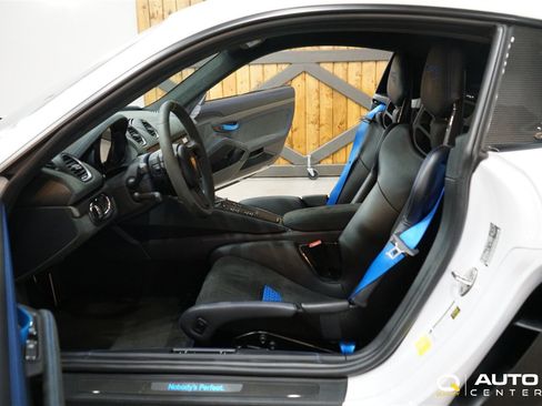 Used 2023 Porsche 718 Cayman GT4 RS image 36