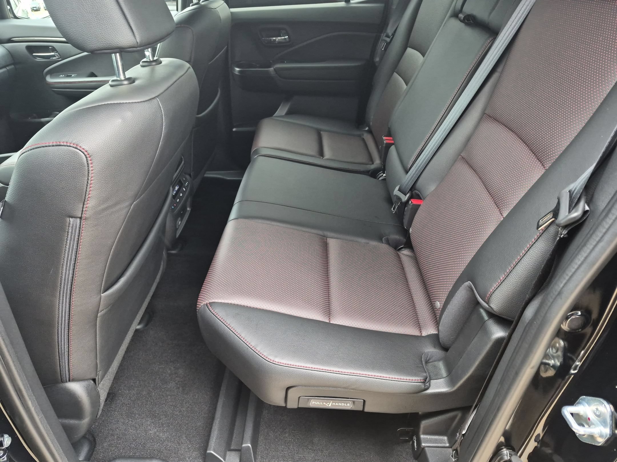 Certified 2025 Honda Ridgeline Black Edition image 24