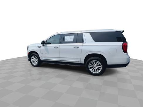 Used 2021 GMC Yukon XL SLT w/ Rear Media and Nav Package AWD/4WD image 6