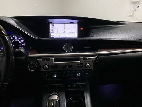 Used 2014 Lexus ES 350 image 19