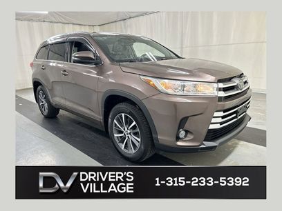 Used 2018 Toyota Highlander XLE w/ Carpet Mat Package (TMS)