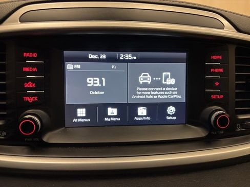 Certified 2019 Kia Sorento LX image 16