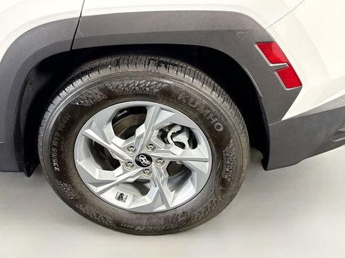 Used 2024 Hyundai Tucson SEL FWD image 37