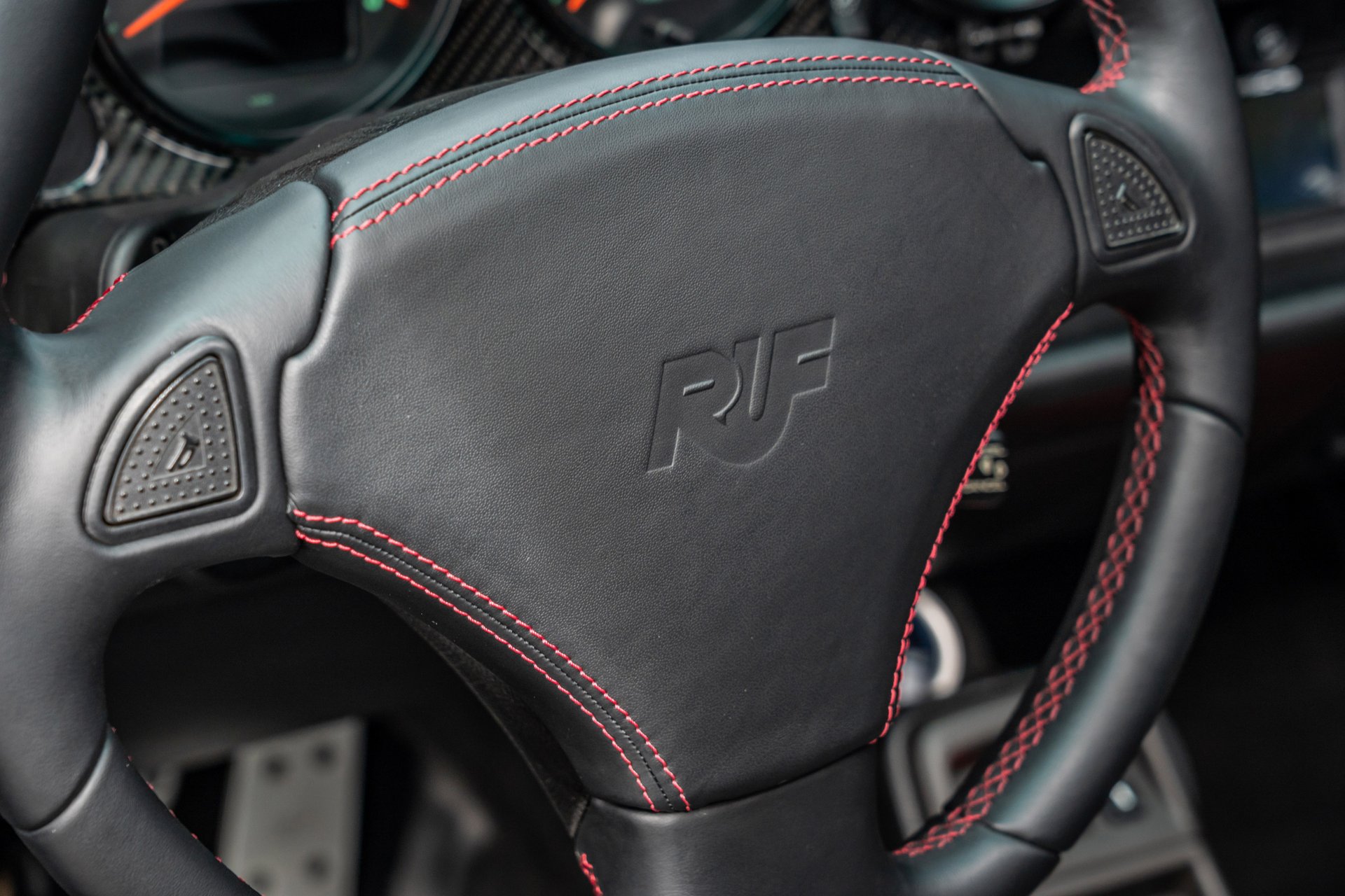 Used 1996 Porsche 911 Turbo RWD image 30
