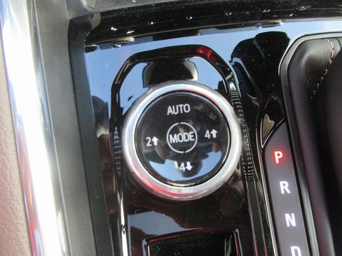 New 2026 GMC Canyon Denali image 20