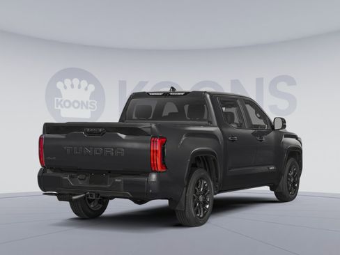 Used 2024 Toyota Tundra Platinum AWD/4WD image 2