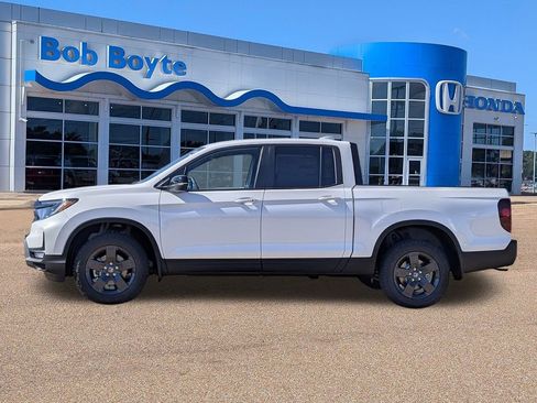 New 2026 Honda Ridgeline TrailSport image 2