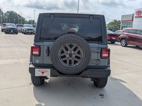New 2026 Jeep Wrangler Unlimited Sport AWD/4WD image 4