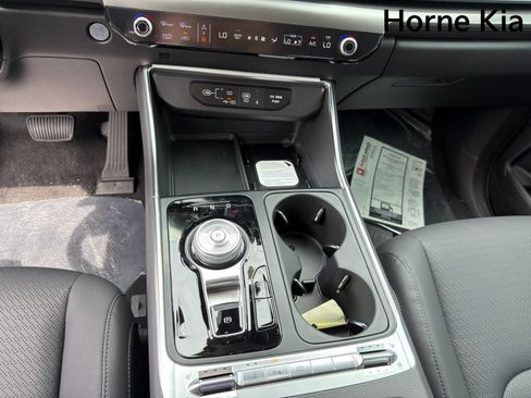 New 2026 Kia Carnival SX Prestige FWD image 18