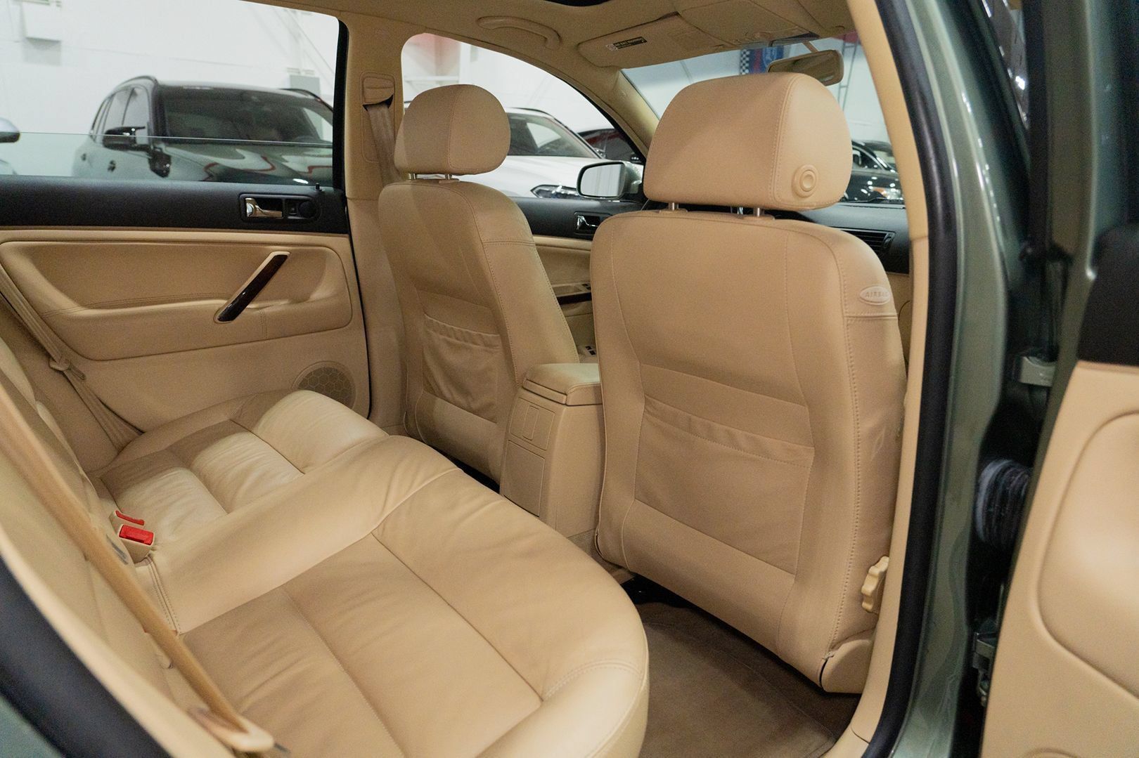 Used 2002 Volkswagen Passat GLX AWD/4WD image 28