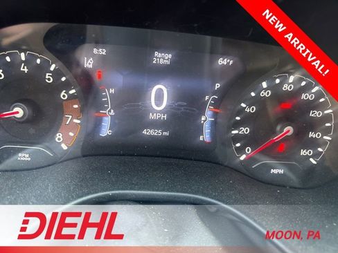 Used 2022 Jeep Compass Limited w/ Sun and Sound Group AWD/4WD image 9