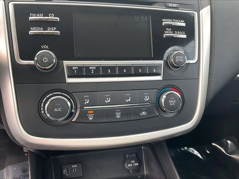 Used 2018 Nissan Altima 2.5 S w/ S Convenience Package image 37