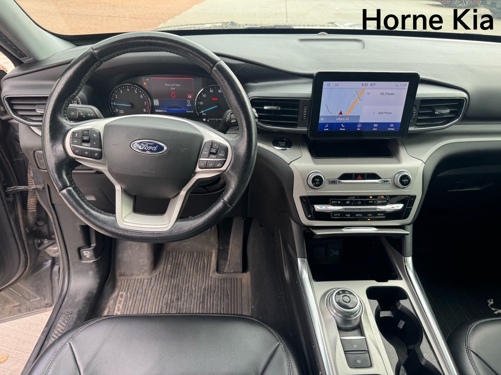 Used 2022 Ford Explorer XLT w/ Equipment Group 202A RWD image 16