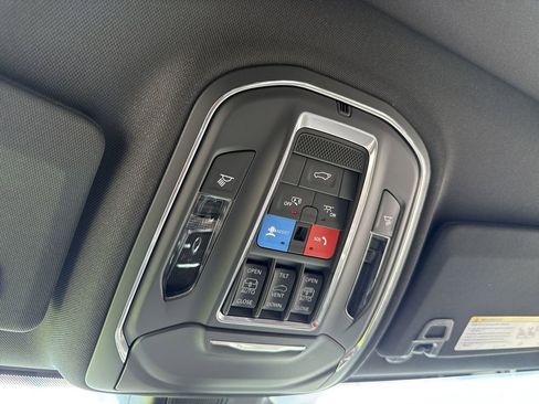 New 2026 Jeep Grand Cherokee L Limited AWD/4WD image 18