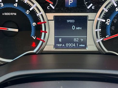Used 2019 Toyota 4Runner SR5 Premium RWD image 19