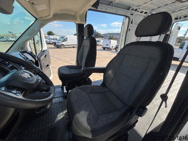 Used 2024 RAM ProMaster 2500 w/ Convenience Group FWD image 21