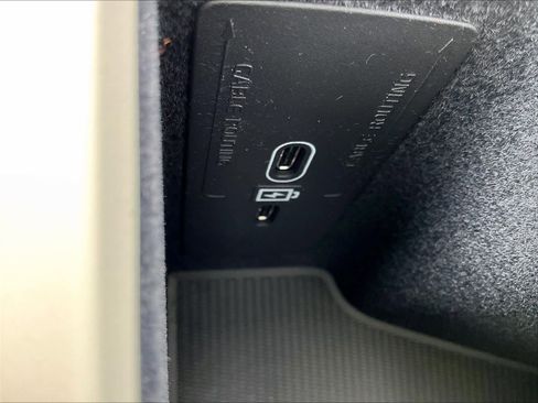 New 2026 Volvo XC60 T8 Ultra w/ Protection Package Premier image 23