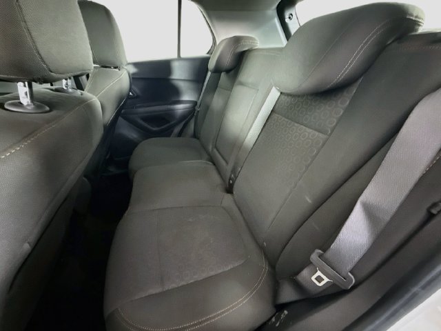 Used 2021 Chevrolet Trax LS FWD image 22