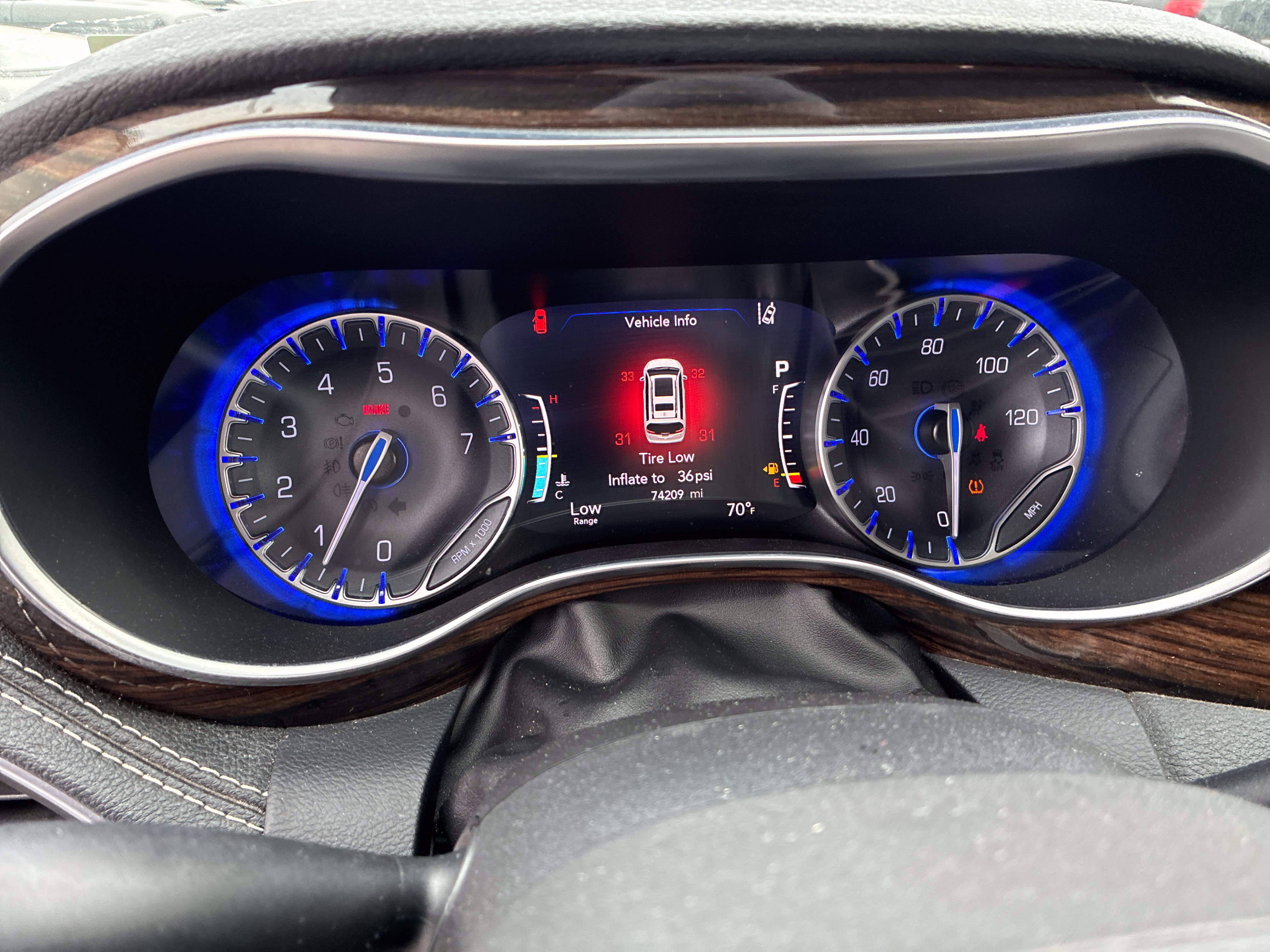 Used 2022 Chrysler Pacifica Limited FWD image 16