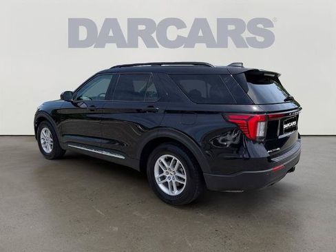 Certified 2025 Ford Explorer Active RWD image 5