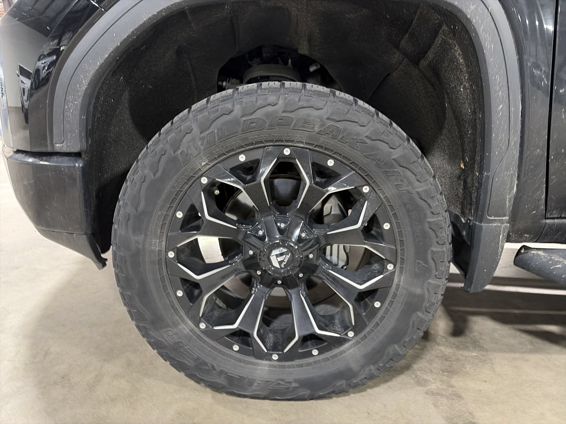 Used 2020 GMC Sierra 1500 AT4 w/ AT4 Premium Package AWD/4WD image 34