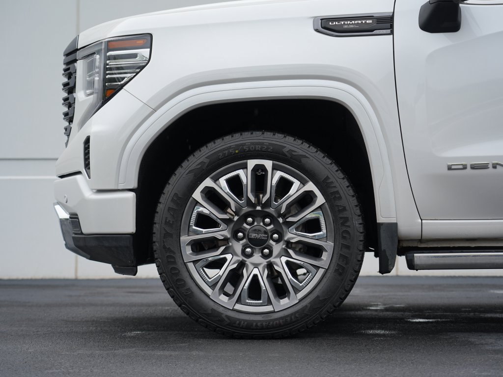 Certified 2024 GMC Sierra 1500 Denali Ultimate AWD/4WD image 12