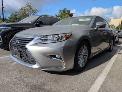 Used 2016 Lexus ES 350 w/ Premium Package w/Wood Trim