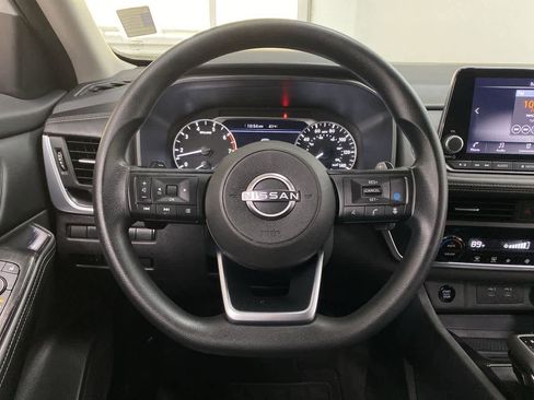 Used 2024 Nissan Rogue SV image 20