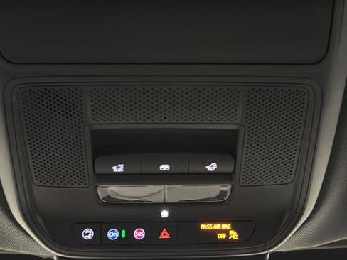 New 2026 Chevrolet Traverse Z71 image 17