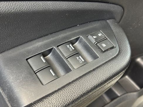 Used 2017 Honda Pilot EX-L image 9