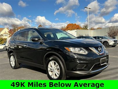 Used 2015 Nissan Rogue SV w/ SV Moonroof Package