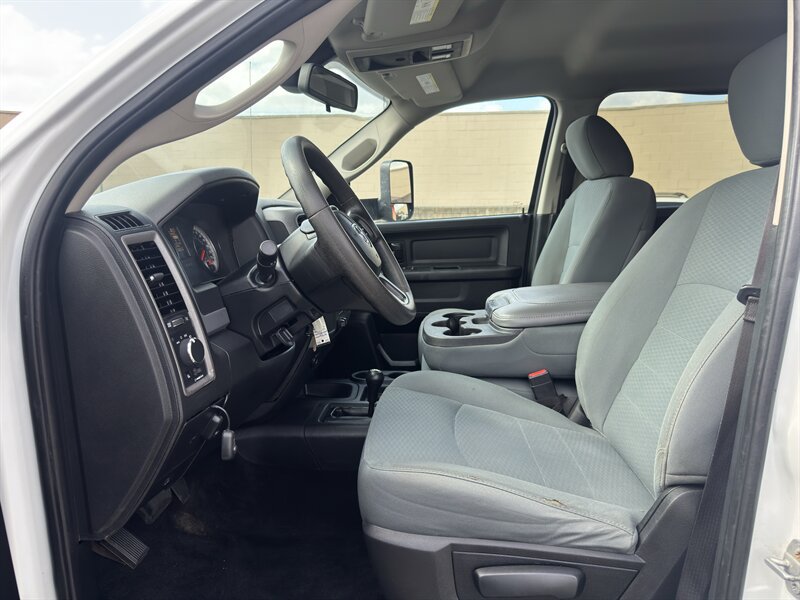 Used 2016 RAM 2500 Tradesman w/ Chrome Appearance Group AWD/4WD image 23