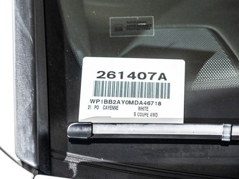 Certified 2021 Porsche Cayenne S AWD/4WD image 29