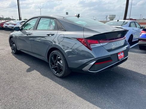 New 2026 Hyundai Elantra Sport FWD image 5