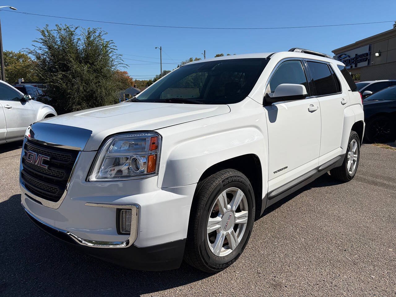 Used 2016 GMC Terrain SLE w/ Convenience Package AWD/4WD image 1