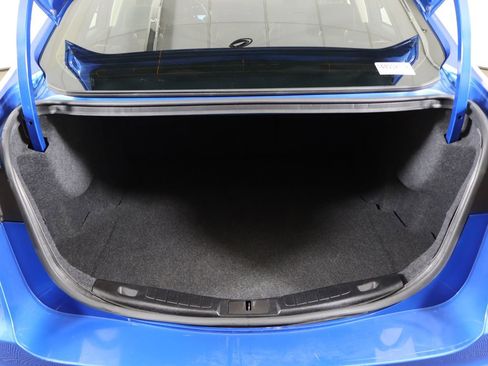 Used 2020 Ford Fusion SE w/ Equipment Group 151A FWD image 17