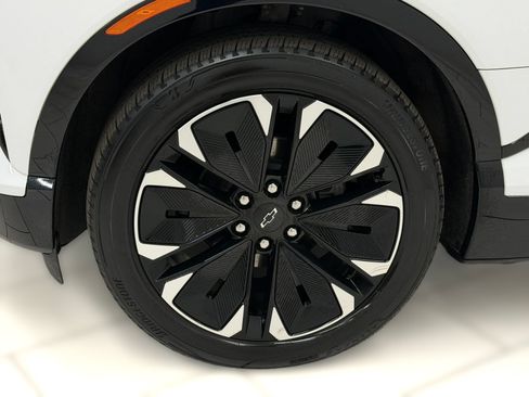 Used 2024 Chevrolet Blazer EV RS AWD/4WD image 10