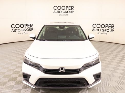 Used 2022 Honda Civic EX image 9