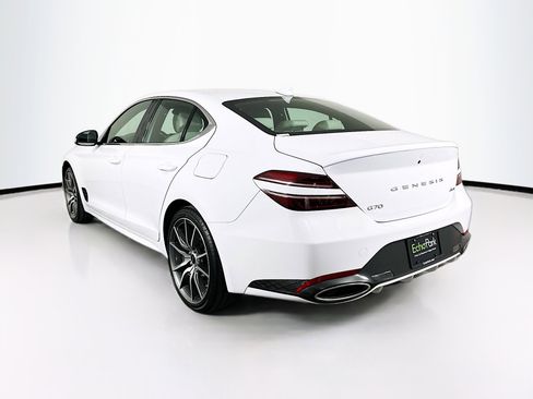 Used 2025 Genesis G70 2.5T image 5