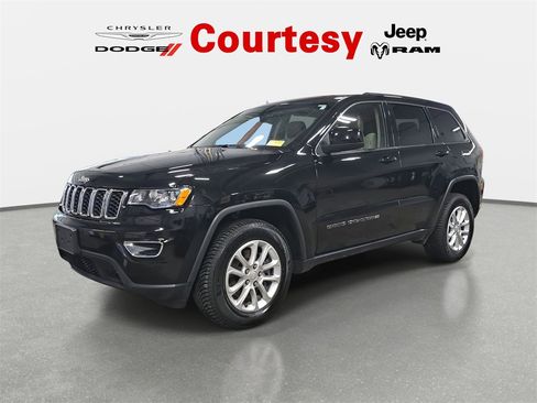 Certified 2022 Jeep Grand Cherokee Laredo E image 7