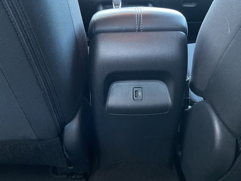 Used 2024 Nissan Sentra SV image 18