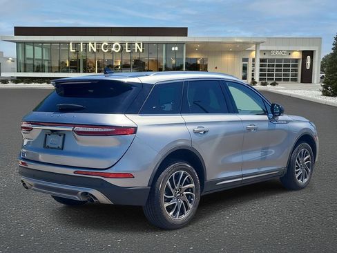 Certified 2022 Lincoln Corsair FWD image 4