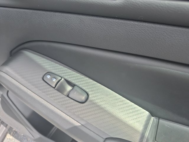 Used 2025 Nissan Altima 2.5 SV FWD image 33