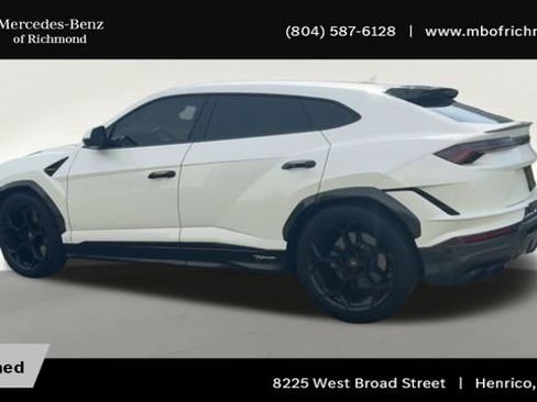 Used 2024 Lamborghini Urus Performante AWD/4WD image 8