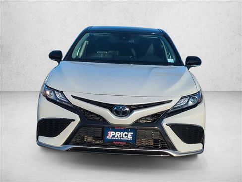 Used 2023 Toyota Camry XSE FWD image 2