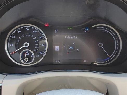 Used 2025 Genesis Electrified GV70 Advanced image 18