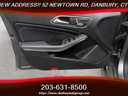 Used 2018 Mercedes-Benz GLA 250 4MATIC image 9